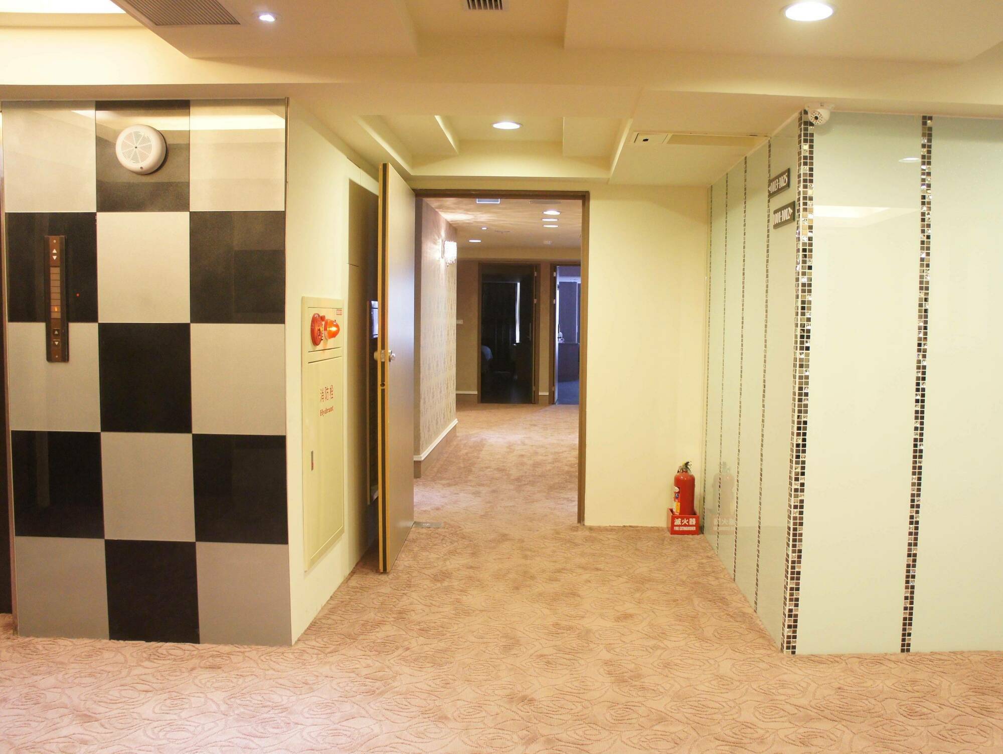 Taichung Saint Hotel Exterior foto
